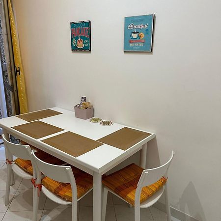 شقة Valentina House نابولي المظهر الخارجي الصورة